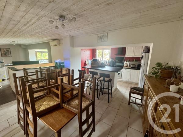 Maison à vendre  6 pièces - 117,38 m2 ROQUEVAIRE - 13