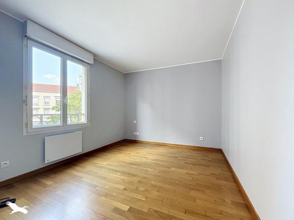 Appartement 299 000 € Lyon 07 3 p 66 m² DPE D