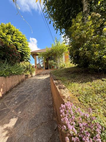 EN EXCLUSIVITE ! Pavillon de 114m², sur sous sol,  terrain de 956m2 180 000 €