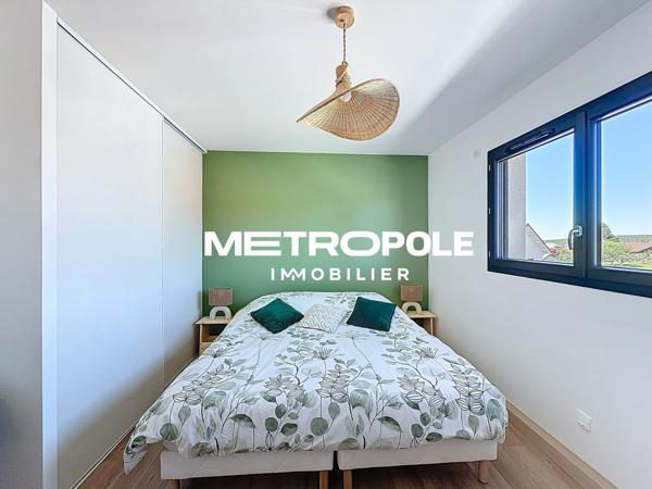 Maison 6 pièce(s) 5 chambre(s) 195 m²
