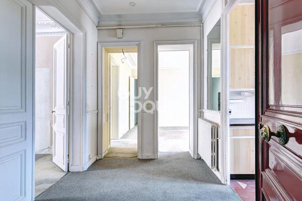 Appartement Paris 4 pièce(s) 96.5 m2