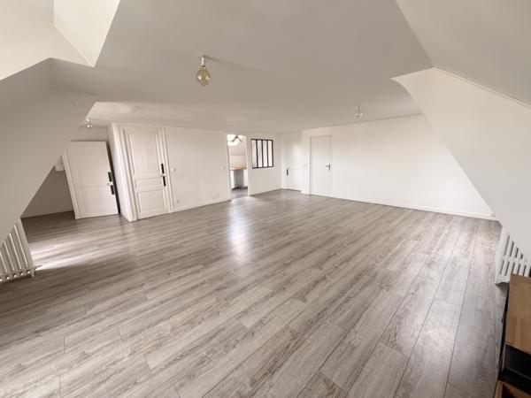 Appartement 4 pièce(s) 2 chambre(s) 87.3 m²