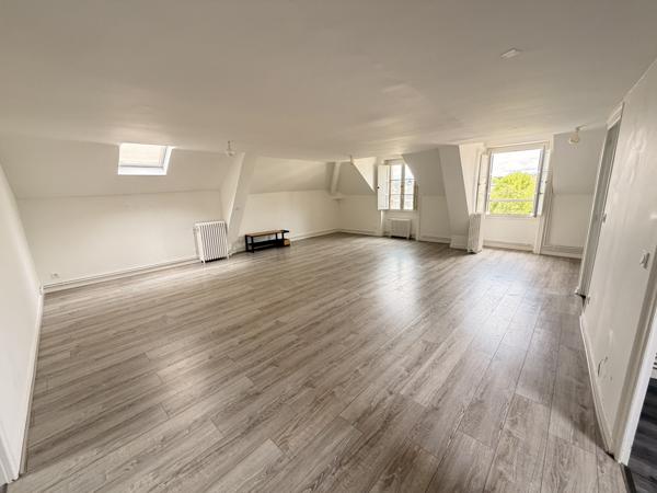 Appartement 4 pièce(s) 2 chambre(s) 87.3 m²