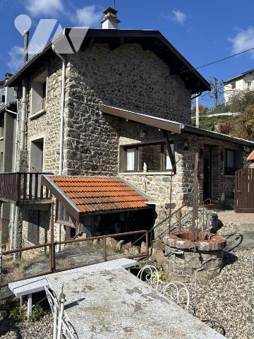 Maison de hameau à rafraichir avec vue sur Loire