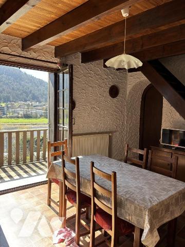Maison de hameau à rafraichir avec vue sur Loire