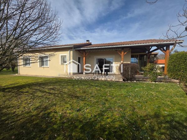 Maison contemporaine de plain-pied 4 chambres et terrain arboré , vue Pyrénées