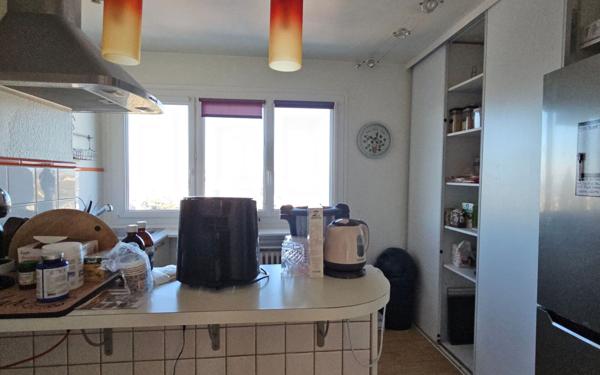 Appartement à vendre    3 pièces • 62,93 m2 Saint-Étienne