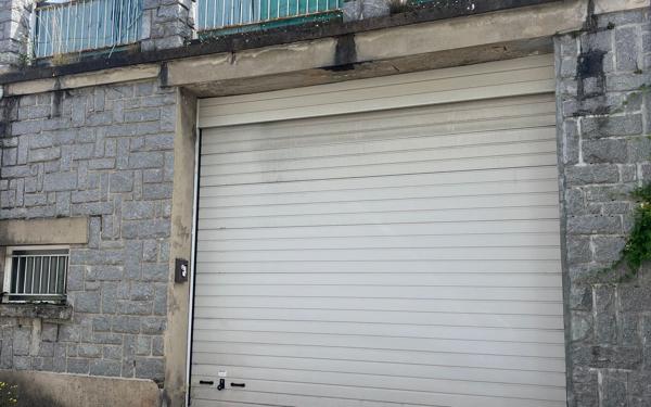 Stationnement à louer