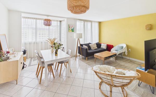 Appartement à vendre    3 pièces • 68,04 m2 Chambéry