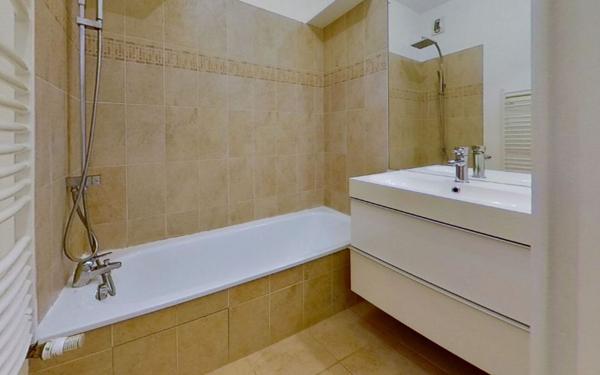 Appartement à louer    3 pièces •  Lyon 3