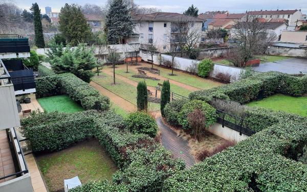 Appartement à louer    3 pièces •  Lyon 3