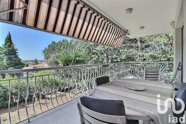 Appartement à vendre 3 pièces 77 m² Sanary-sur-Mer