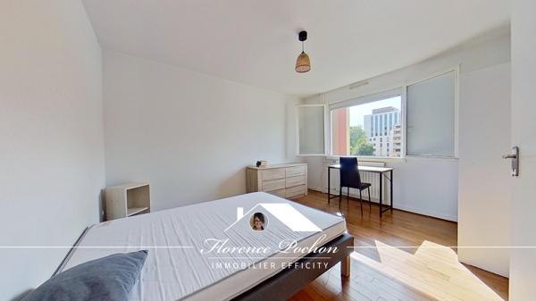 Appartement
         5 pièces
        - 91 m² Exclusivité 240 000 € *