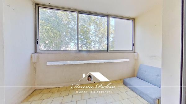 Appartement
         5 pièces
        - 91 m² Exclusivité 240 000 € *