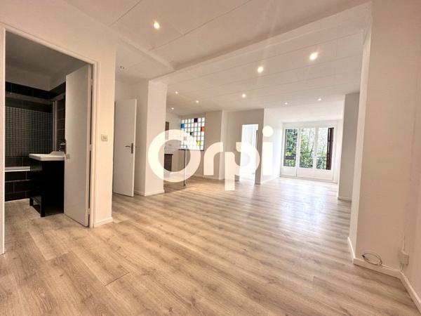 Appartement à vendre    2 pièces • 60 m2 Soissons