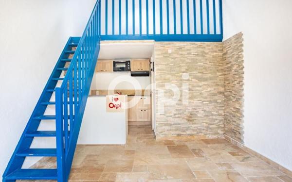 Maison à vendre    2 pièces • 24,77 m2 Tourrettes