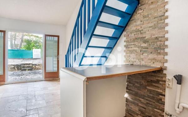 Maison à vendre    2 pièces • 24,77 m2 Tourrettes