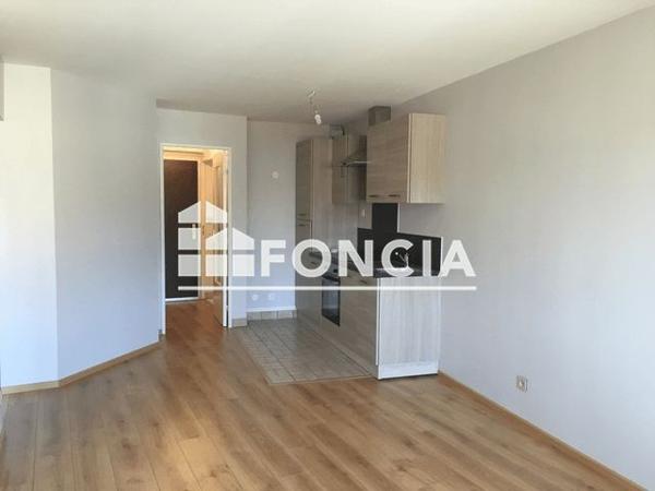 Location Appartement 2 pièces 39.54 m² - 80 RUE DU COLOMBIER Orleans 45000