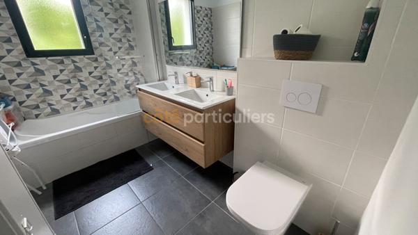 Location
                Maison127 m² - 6 Pièces -
                    BEAUMONT DE LOMAGNE (82500)
