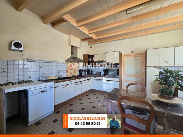 Maison de bourg en pierre