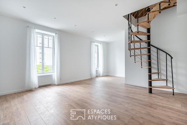 Duplex rénové à Lyon 8e.