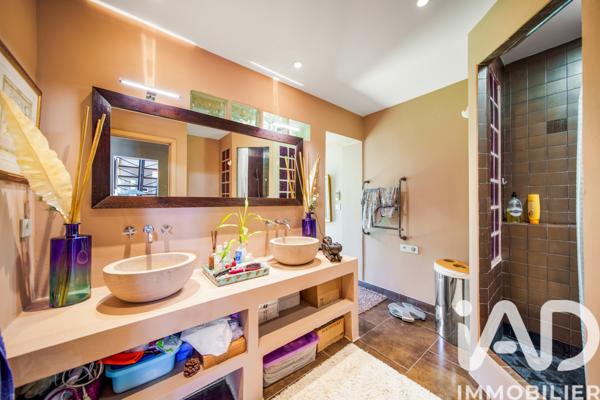 Maison à vendre 7 pièces 235 m² Saint-Denis