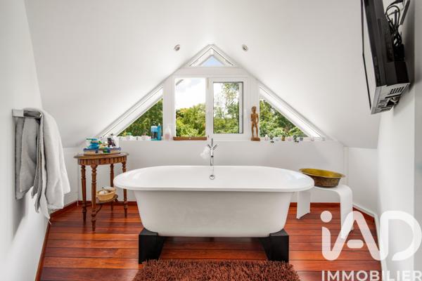 Maison à vendre 7 pièces 235 m² Saint-Denis