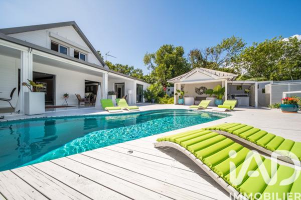 Maison à vendre 7 pièces 235 m² Saint-Denis