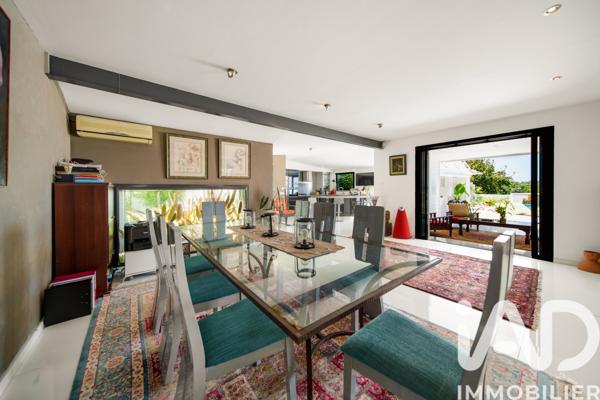 Maison à vendre 7 pièces 235 m² Saint-Denis