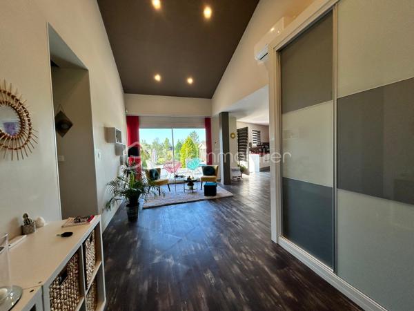 Maison traditionnelle de 201,20 m²