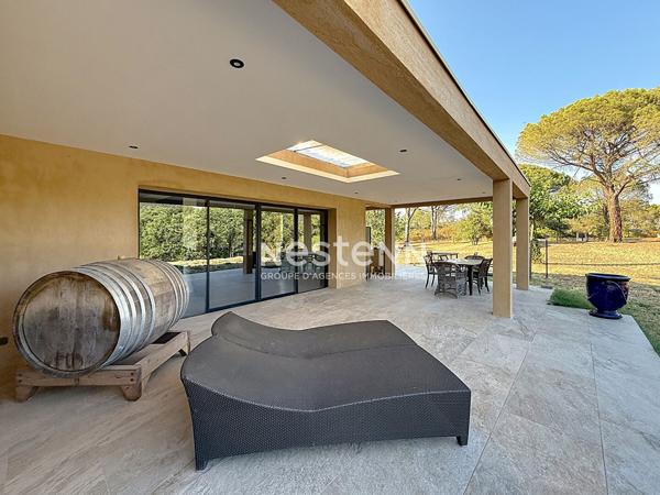 A VENDRE Maison La Garde Freinet 5 pièces 200 m2- terrain 24956m2- Calme- Prestige