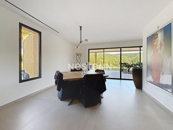 A VENDRE Maison La Garde Freinet 5 pièces 200 m2- terrain 24956m2- Calme- Prestige