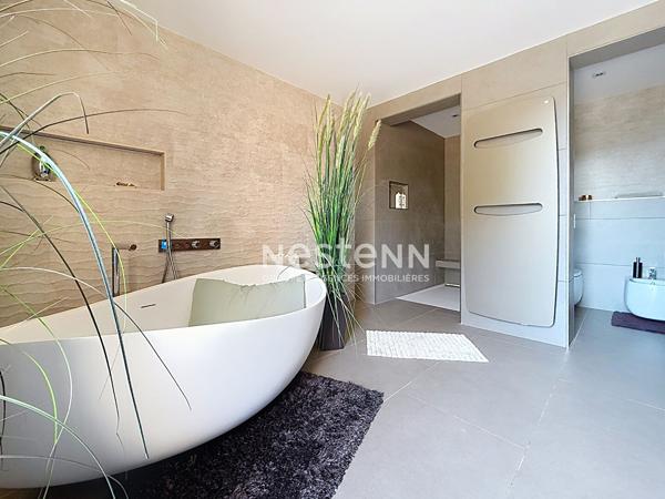 A VENDRE Maison La Garde Freinet 5 pièces 200 m2- terrain 24956m2- Calme- Prestige