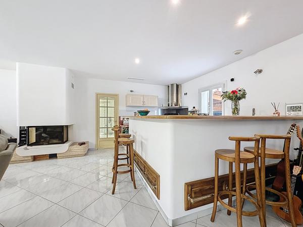 Maison 5 pièces - 187 m²