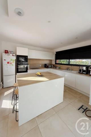 Maison à vendre  4 pièces - 139 m 2   VILLELONGUE DE LA SALANQUE  - 66