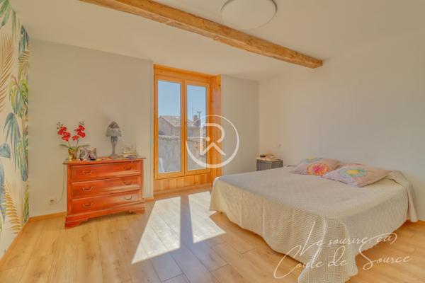 Maison
         4 pièces
        - 175 m² Exclusivité 49 900 € *