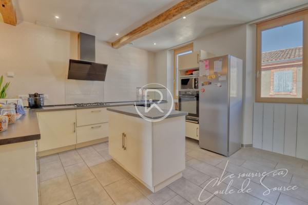 Maison
         4 pièces
        - 175 m² Exclusivité 49 900 € *