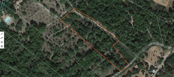 Terrain 6 100M²