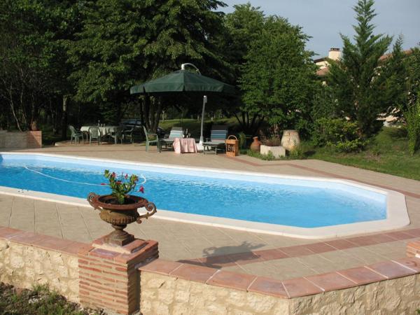 Maison 130 m2 sur plus de 5 hectares de bois et prairie.