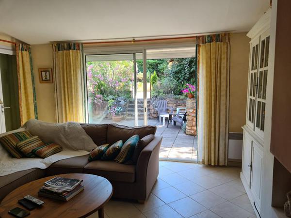 Villa avec piscine à Roussillon