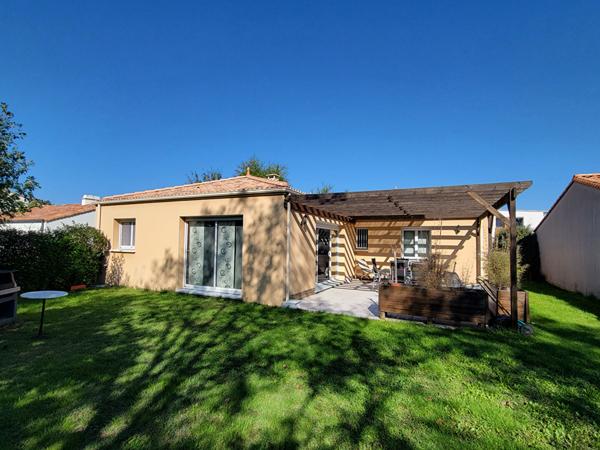 Maison au CHAMP DE FOIRE 3 chambres, garage et jardin clos