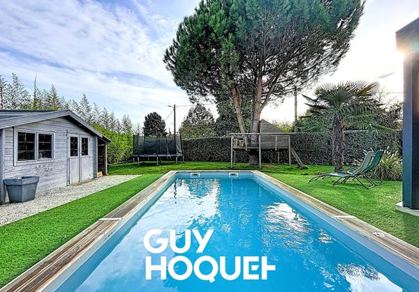 Villa Plain pied 4 chambres et Terrain de 832 m² environ - 71000 SENNECE LES MACON