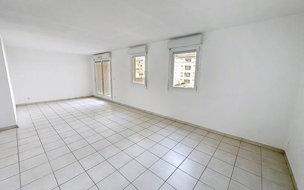 Appartement à vendre    3 pièces • 70 m2 Avignon