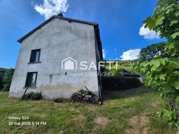 Maison à rénover avec beau potentiel