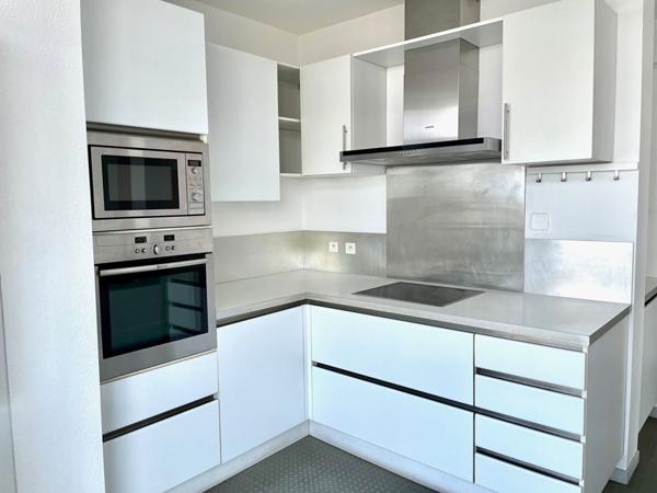 Appartement 5 pièce(s) 4 chambre(s) 127.6 m²