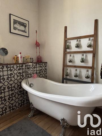 Maison à vendre 6 pièces 176 m² Cognac