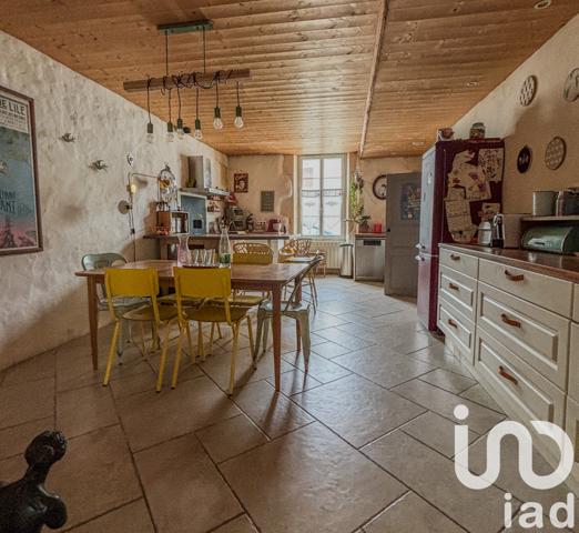 Maison à vendre 6 pièces 176 m² Cognac