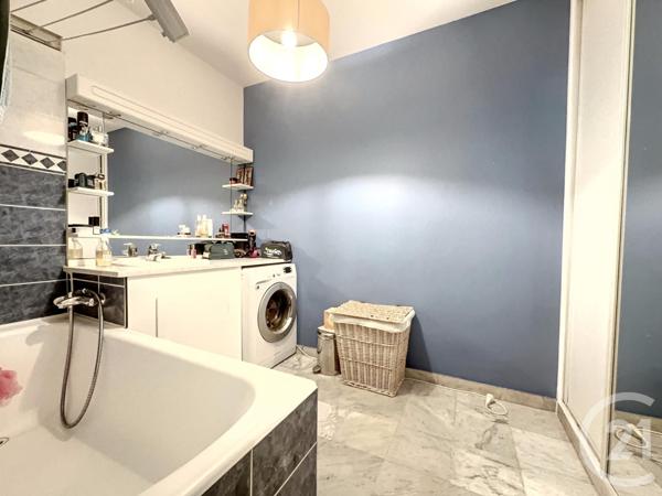 Appartement F4 à vendre  4 pièces - 86,41 m2 LA CELLE ST CLOUD - 78