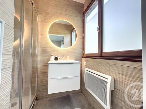 Appartement F4 à vendre  4 pièces - 86,41 m2 LA CELLE ST CLOUD - 78