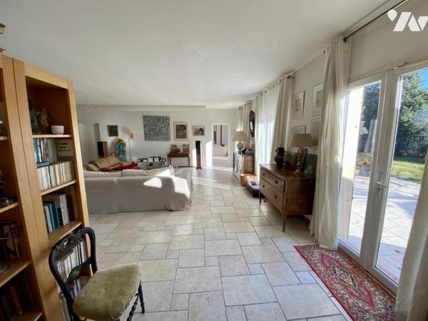 MONTFAVET, secteur recherché, villa de plain-pied avec jardin et garage